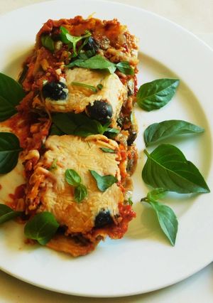 A picture of Lasagna Italian style with Spaghetti squash.