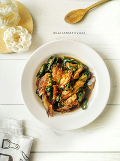 Foto resep Oseng Pindang Kecap Cabe Ijo