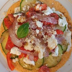 A picture of Chilly tortilla wraps with tuna.
