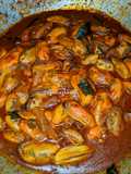 Kupang Masak Kari (Green Mussel Curry)