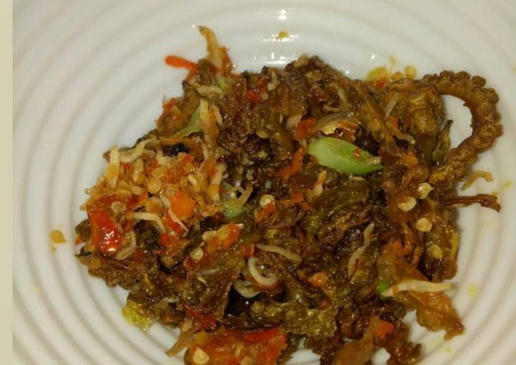 Pare goreng teri medan balado 🌿