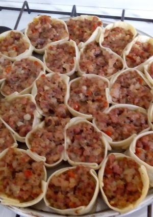 Una foto de Canastitas de chorizo