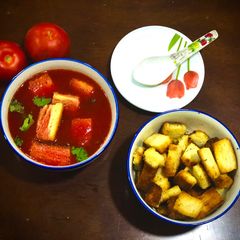 A picture of Tomato soup.