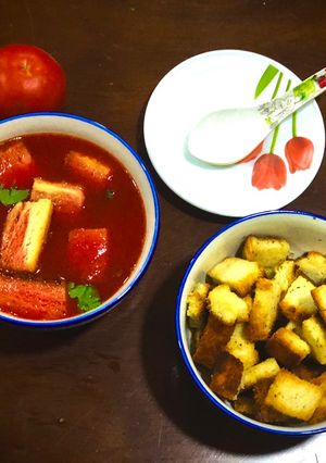 A picture of Tomato soup.