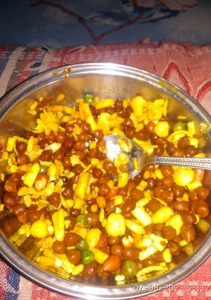 चना चाट (chana chaat recipe in hindi) रेसिपी मुख्य फोटो