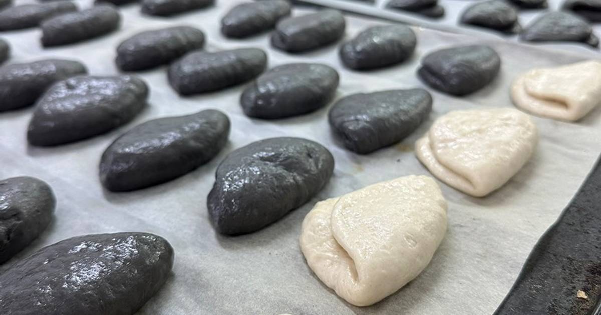 Pan bao con carne deshilachada de costilla a la bbq Receta de Elisabet  Lopez hueso- Cookpad