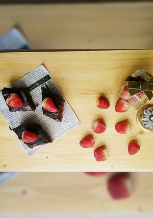 A picture of Strawberry Cake.