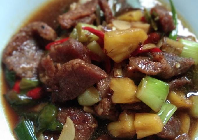 Resep Daging Sapi Saus Tiram with pineaple oleh Mama Arby Arasy - Cookpad