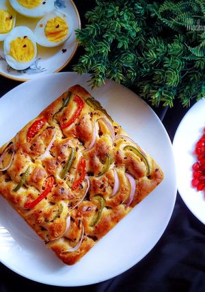 ফুকাসিয়া ব্রেড (focaccia bread recipe in Bengali) রেসিপির প্রধান ছবি