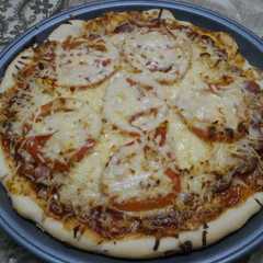 A picture of 8. Pizza Homemade.