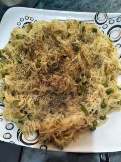 वेज सेवई विद मैगी मसाला (Veg Sewai with Maggi Masala recipe) रेसिपी मुख्य फोटो