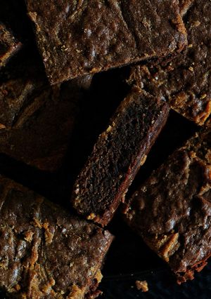 A picture of Chocolate peanut butter brownie bars.
