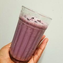A picture of Pomegranate Milkshake.