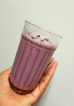 A picture of Pomegranate Milkshake.