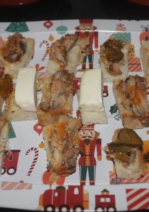 Una foto de Cenando sardinas picantes