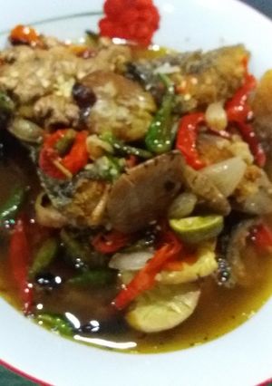 Foto resep Pecak ikan ala mama vey