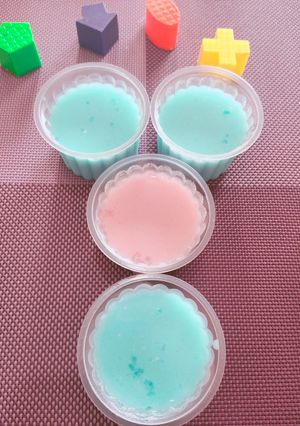 Foto resep Mpasi 1y+ (Silky Pudding Strawberry & Vanilla Blue)
