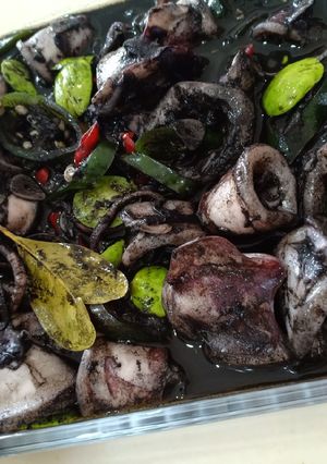 Foto resep Cumi Item Masak Pete