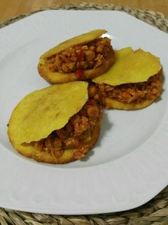 Una foto de Arepas con soja "mechada"