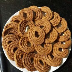 Chakli A picture of Chakli.