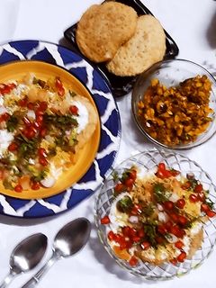 शिंपले चाट.. विथ स्वीट कॉर्न (Shimple Chat With Sweet Corn Recipe In Marathi) रेसिपी चे मुख्य फोटो