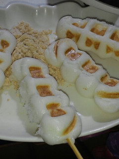 鬆餅機烤麻糬 的食譜成品照片