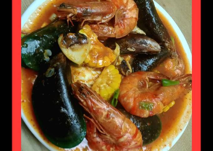 Resep Seafood saus padang oleh Wiji Homsiati - Cookpad