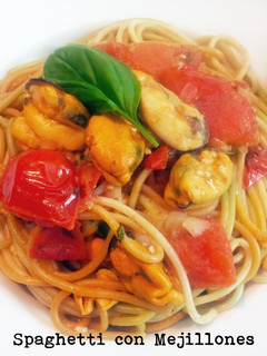Una foto de Spaghetti con mejillones