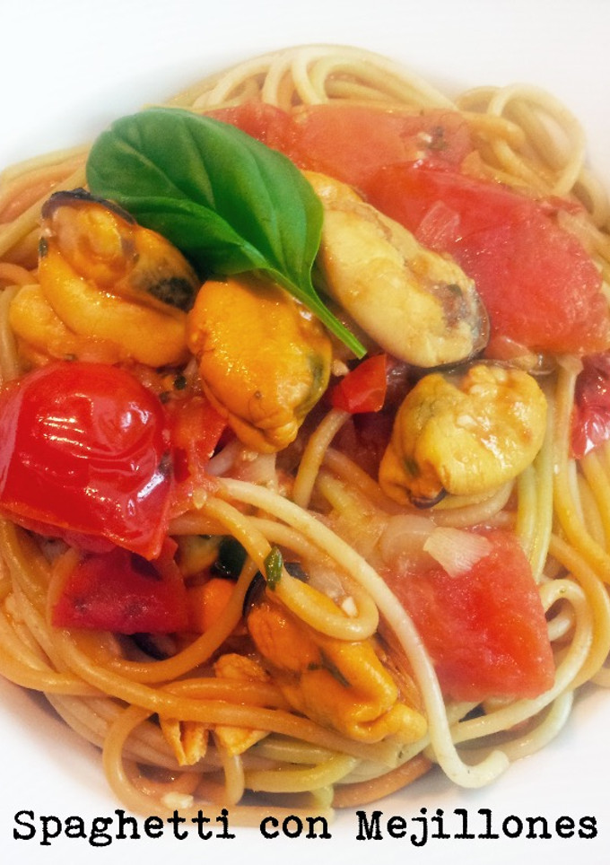 Una foto de Spaghetti con mejillones