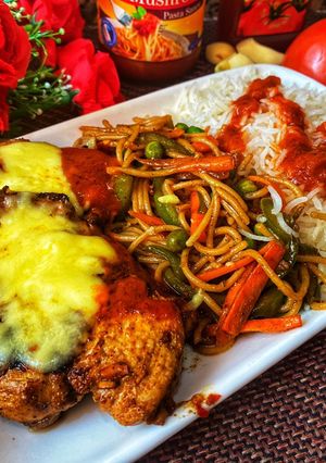 A picture of Tomato mozzarella chicken 😋😋.