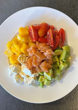 Foto di Poke salmone affumicato, mango, avocado & Philadelphia