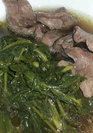 Hình của món Tim chưng ngải cứu.
