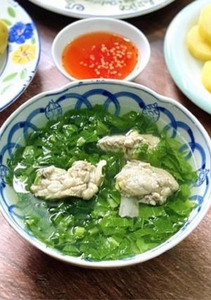Hình của món Canh Sườn Nấu Cải Xanh.