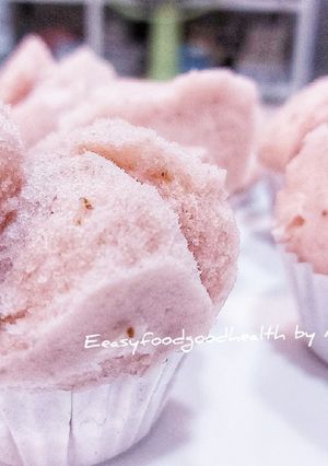 รูปของ กล้วยน้ำว้าสตอเบอรี่โยเกริ์ต เค้กนึ่ง