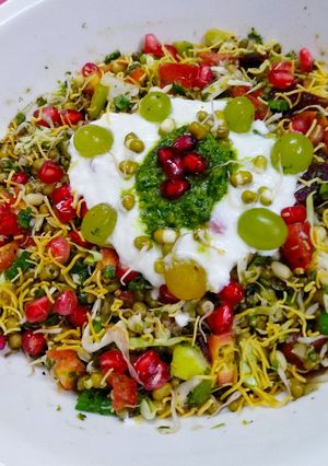 A picture of Veggie sprouts chaat.