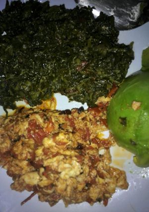 A picture of Fried eggs and cooked saga.