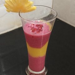 A picture of Layered P & P Mocktail.