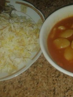 صورة لوصفة فاصوليا بيضة مع رز بشعيرية😄😄