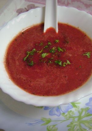 A picture of Beetroot Soup.