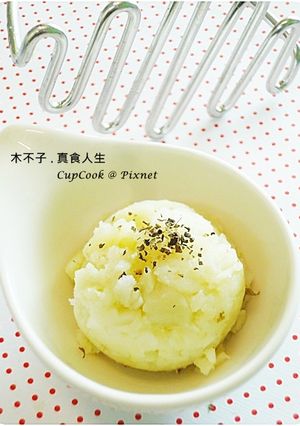 冷了也好吃 橄欖油椒鹽馬鈴薯泥 的食譜成品照片
