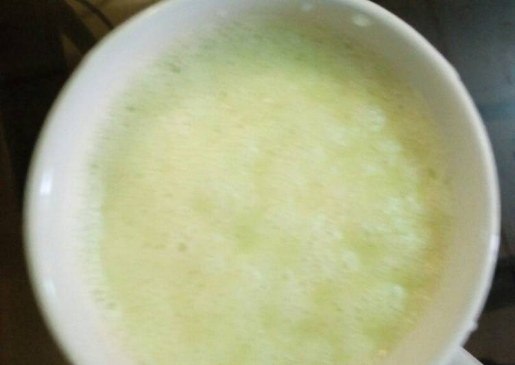 Simple Way to Prepare Any-night-of-the-week Cucumber and pineapple smoothie