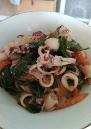 Foto resep Tumis cumi asin simple