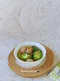 Sop Bening Oyong Bakso Pakcoy