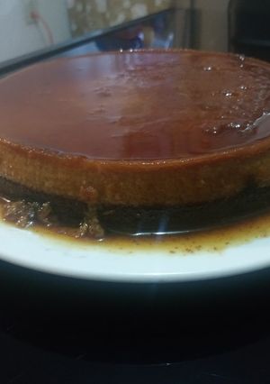 Una foto de Pastel imposible / Chocoflan