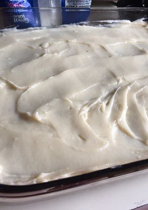 A picture of Mexican wedding cake.