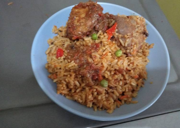 Easiest Way to Prepare Ultimate Jollof Rice with veggies and chicken