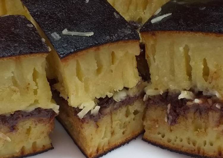 Martabak Manis Teflon isi Keju kismis coklat susu