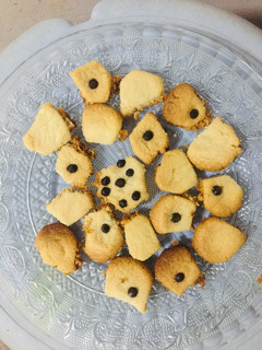 பட்டர் குக்கீஸ்(butter cookies recipe in tamil) செய்முறை முக்கிய புகைப்படம்