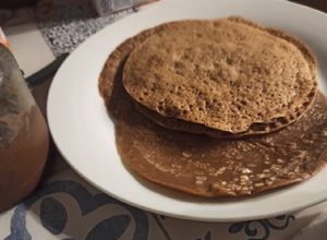 Foto di Crespelle dolci di ceci al cacao