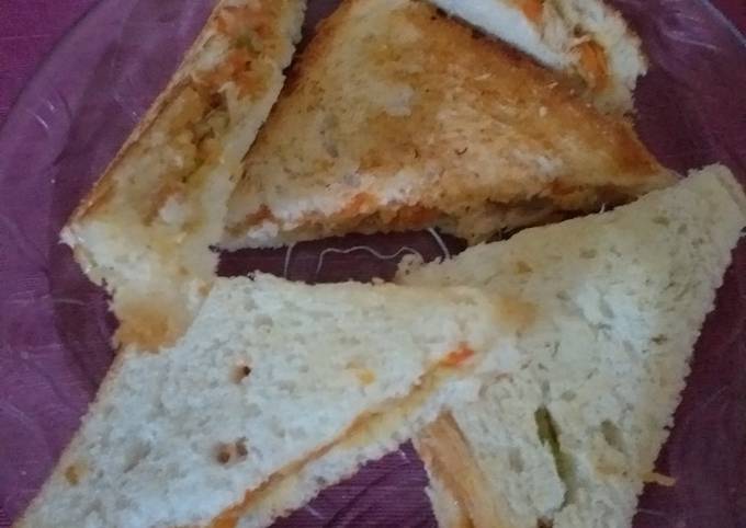 Chicken vegetables sandwiches Recipe